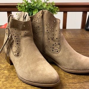 American Eagle booties, tan suede, size 8.5